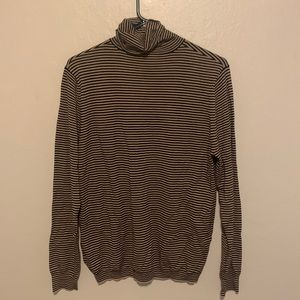 John Elliott turtle neck